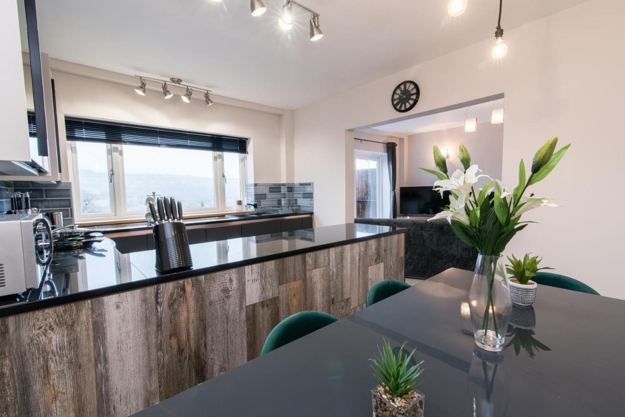 Immaculate 3 Bed House - Stunning Balcony Views Apartment Matlock  Luaran gambar