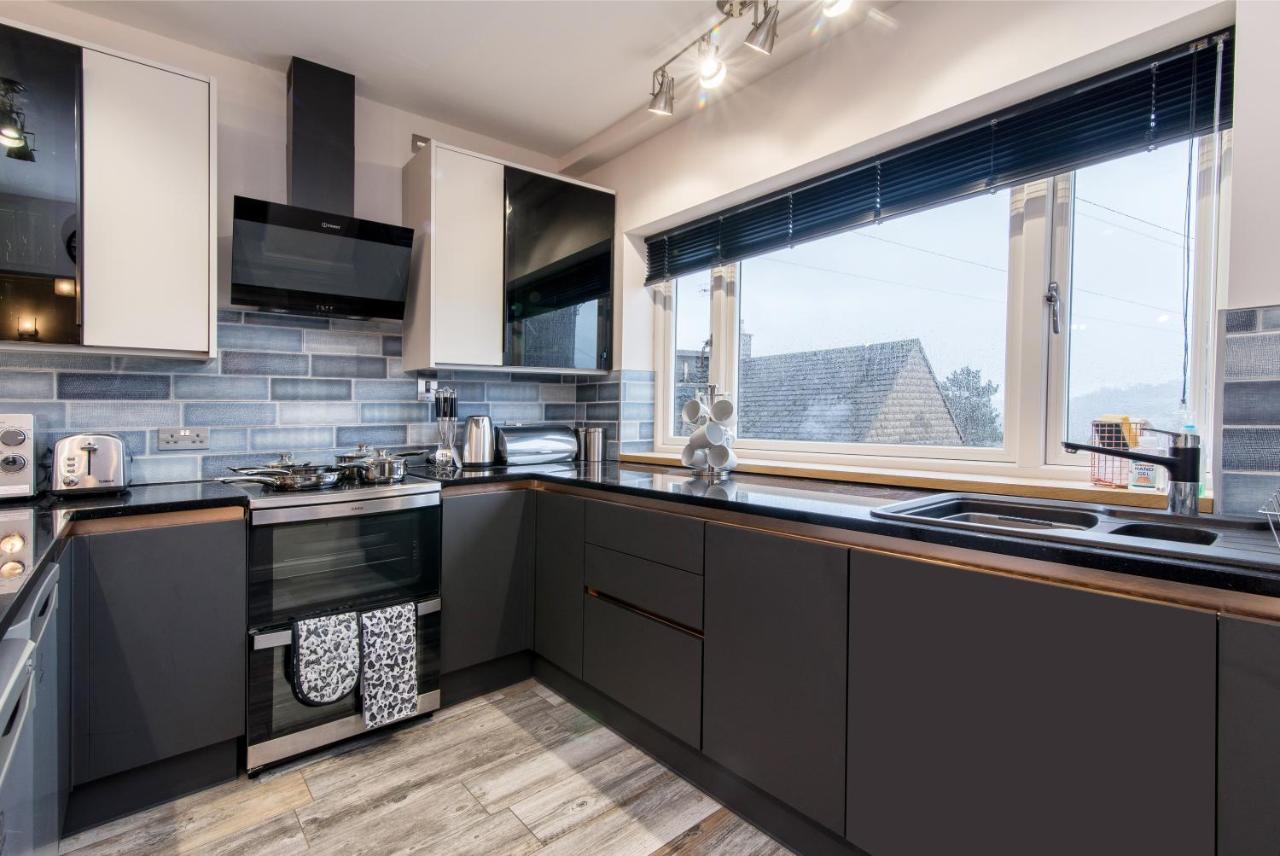 Immaculate 3 Bed House - Stunning Balcony Views Apartment Matlock  Luaran gambar