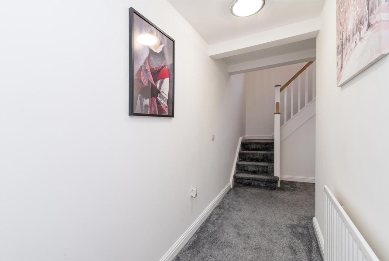 Immaculate 3 Bed House - Stunning Balcony Views Apartment Matlock  Luaran gambar