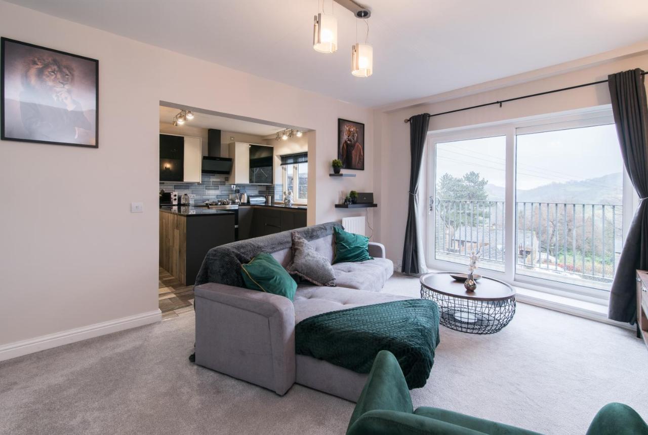 Immaculate 3 Bed House - Stunning Balcony Views Apartment Matlock  Luaran gambar